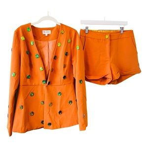 L'ATISTE Orange Blazer and Shorts Set with Green Accents